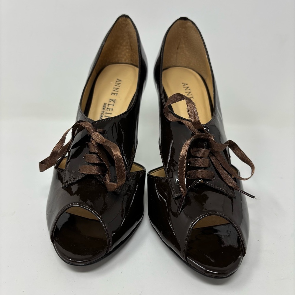Anne Klein Brown Patent Leather Lace Up Heels Vintage Size 6 - Picture 5 of 9